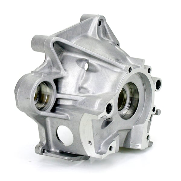 Geh�useh�lfte Lichtmaschine f�r MINARELLI liegend AC-LC